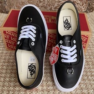 Vans Authentic Piercing Black/True White WMNS